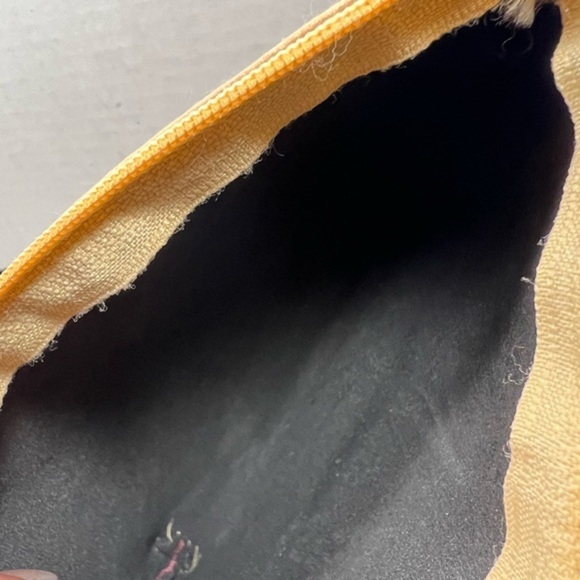 Beautiful orient themed pouch - Picture 6 of 6